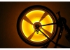 Желтая велосипедная подсветка колес